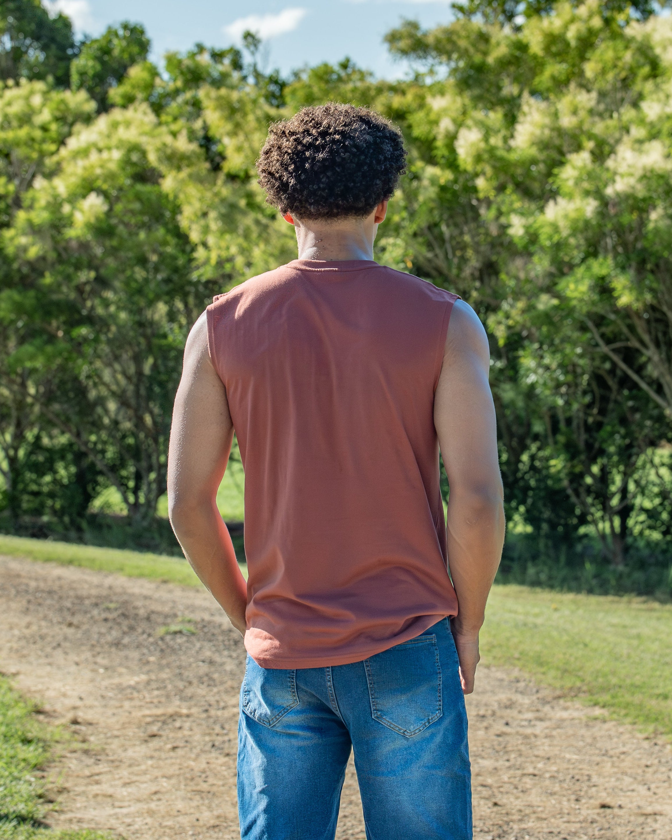 Mens Classic Tank Clay