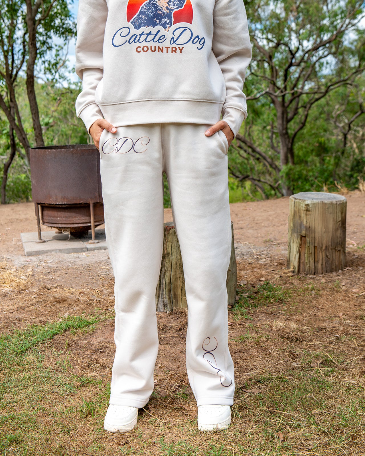 womens relax cuffless track pants bone